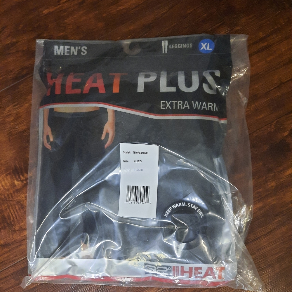 32 heat leggings / XL / black  NEW never worn.